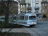 N-Wagen 808 auf Linie 11V in der Zooschleife Richtung Fechenheim am 10.12.2002